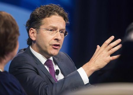 © Reuters. Netherlands' Finance Minister Jeroen Dijsselbloem participates in a discussion on the global economy during the World Bank/IMF Annual Meeting