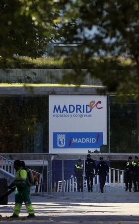 © Reuters. La Fiscalía pide 4 años de cárcel para el principal acusado del Madrid Arena