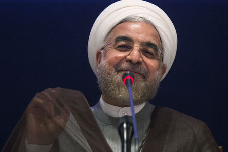 © Reuters. Iran's President Hassan Rouhani smiles while replying to a question during a news conference on the sidelines of the 69th United Nations General Assembly at United Nations Headquarters in New York