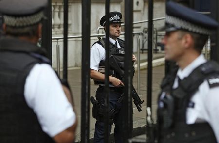 © Reuters. بريطانيا تعتقل 3 أشخاص آخرين في إطار حملة على التشدد الإسلامي
