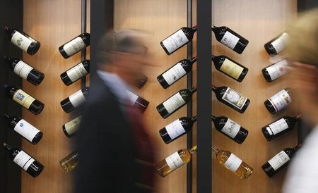 © Reuters. POURSUITE DE L’ÉROSION DES EXPORTATIONS DES VINS DE BORDEAUX