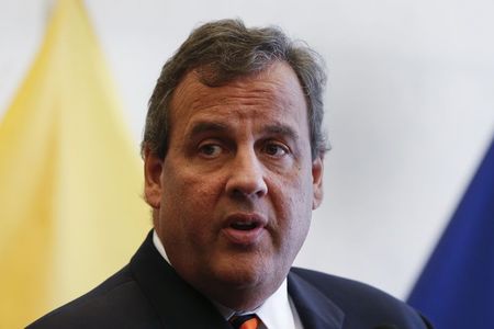 © Reuters. New Jersey Governor Christie speaks during a news conference following a bi-state meeting on regional security and preparedness in New York