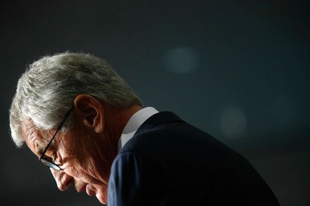 © Reuters. U.S. Defense Secretary Hagel delivers the keynote address to the Association of U.S. Army annual meeting in Washington