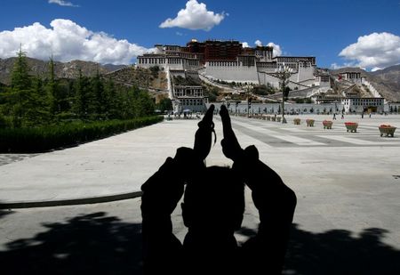 © Reuters. To match feature CHINA-TIBET/