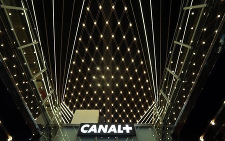 © Reuters. VERS UN DÉSENGAGEMENT PARTIEL DE CANAL+ DU MARCHÉ POLONAIS?