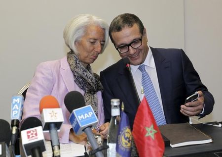 © Reuters. وزير:المغرب يحتاج إقتراض 2.8 مليار دولار من الخارج في 2015