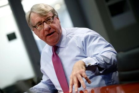 © Reuters. Investidor Jim Chanos durante seminário na sede da Thomson Reuters em Nova York 