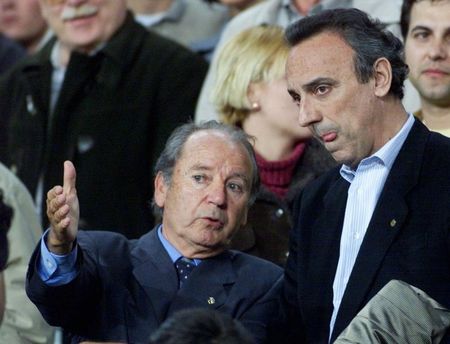 © Reuters. La justicia ordena el ingreso en prisión del expresidente del Barça Núñez