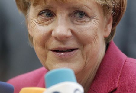© Reuters. Merkel dice que consolidación presupuestaria y presupuesto deben ir juntos 