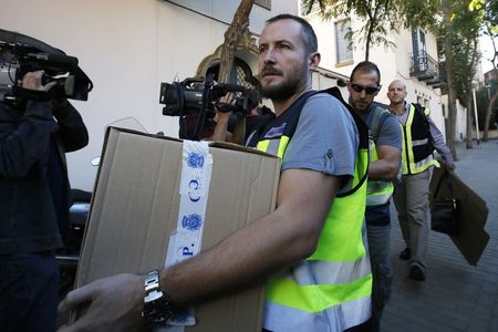 © Reuters. Oleguer Pujol, imputado tras un registro judicial en Barcelona