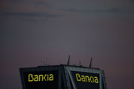 © Reuters. El beneficio atribuido de Bankia sube un 51,4% y bate previsiones 