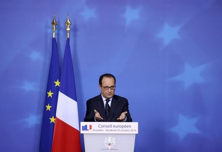 © Reuters. LA FRANCE A PRIS LES MESURES NÉCESSAIRES CONTRE LE DÉFICIT, INDIQUE FRANÇOIS HOLLANDE
