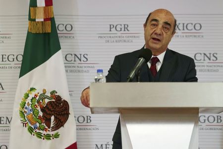 © Reuters. Mexico's Attorney General Jesus Murillo Karam speaks during a news conference in Mexico City