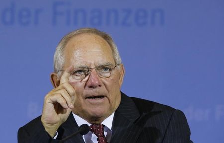 © Reuters. German Finance Minister Schaeuble addresses a news conference at the finance ministry in Berlin