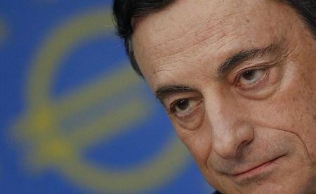 © Reuters. Mario Draghi, presidente della Bce