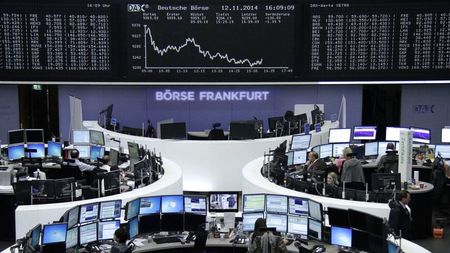 © Reuters. NETTE BAISSE DES MARCHÉS EUROPÉENS EN CLÔTURE