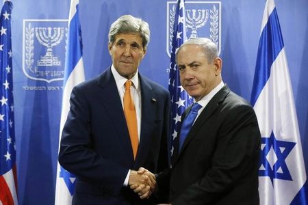 © Reuters. نتنياهو والعاهل الاردني يجتمعان مع كيري بشأن القدس