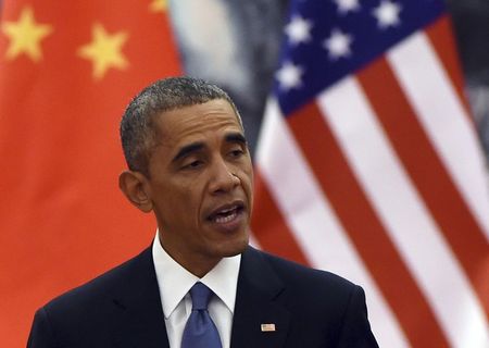 © Reuters. U.S. President Obama speaks during a lunch banquet in the Great Hall of the People in Beijing