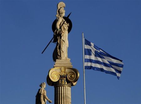 © Reuters. LA GRÈCE OFFICIELLEMENT SORTIE DE RÉCESSION AU PREMIER TRIMESTRE