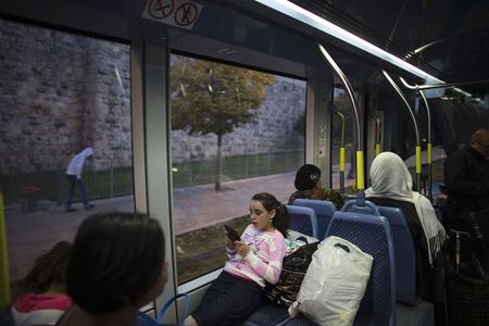 © Reuters. قطار القدس هدف جديد للهجمات مع تدهور الوضع الأمني في المدينة