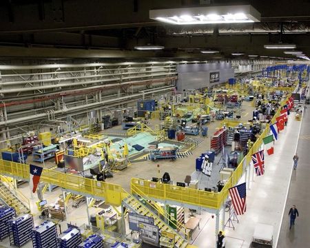 © Reuters. Handout of Lockheed Martin jet plant in Fort Worth Texas