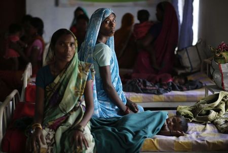 © Reuters. شركة هندية تنفي احتواء أقراص لها علاقة بوفاة نساء على سم الفئران