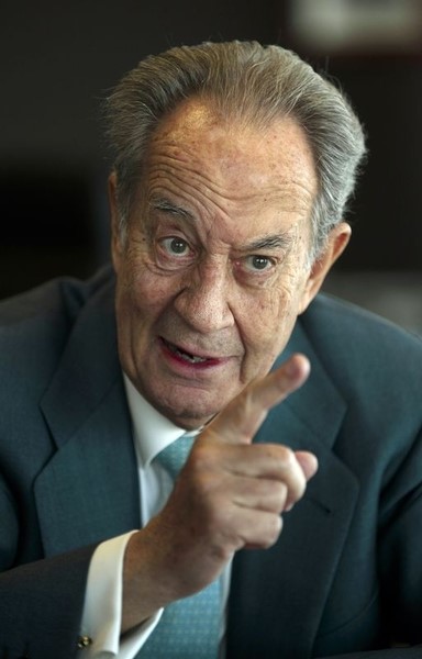 © Reuters. OHL negocia la venta de hasta 10% de su negocio en México