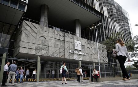 © Reuters. Sede da Petrobras no Rio