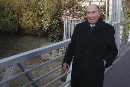 © Reuters. LE SÉNAT PRÊT À EXAMINER DE NOUVEAU LA LEVÉE DE L'IMMUNITÉ DE SERGE DASSAULT