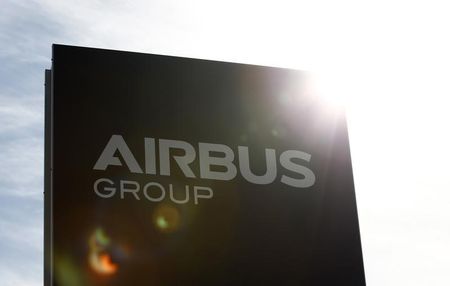 © Reuters. The logo of Airbus Group, Europe's largest aerospace group, is pictured in front of the company headquarters in Ottobrunn, near Munich