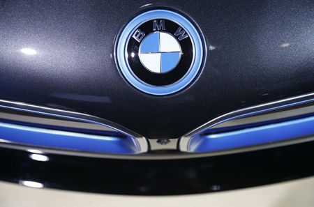 © Reuters. BMW badge is shown on the BMW X6M during the model's world debut at the Los Angeles Auto Show