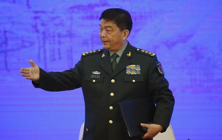 © Reuters. China's Defence Minister, Chang gestures after he delivered a speech during a security forum attended by senior officials and academics from Central Asia and the Asia-Pacific, in Beijing