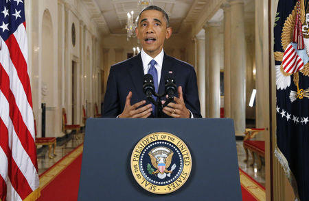 © Reuters. أوباما يعلن عن اصلاحات واسعة لنظام الهجرة