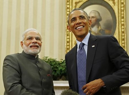 © Reuters. U.S. President Barack Obama and India's PM Narendra Modi end their meeting at the White House in Washington
