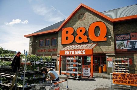 © Reuters. A customer shops at a B&Q store in south London