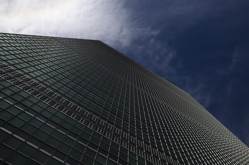 © Reuters. The United Nations Secretariat building is seen during the U.N. General Assembly at U.N. Headquarters in New York