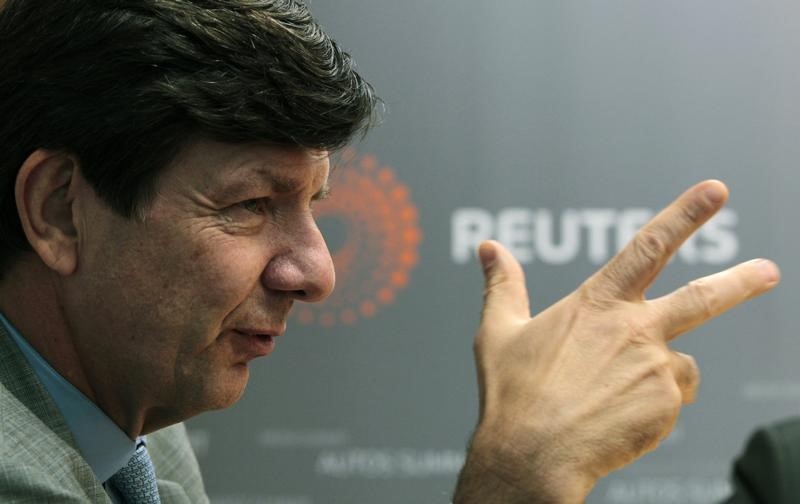 © Reuters. Presidente do Itaú Unibanco, Roberto Setúbal, durante conferência de negócios em São Paulo 