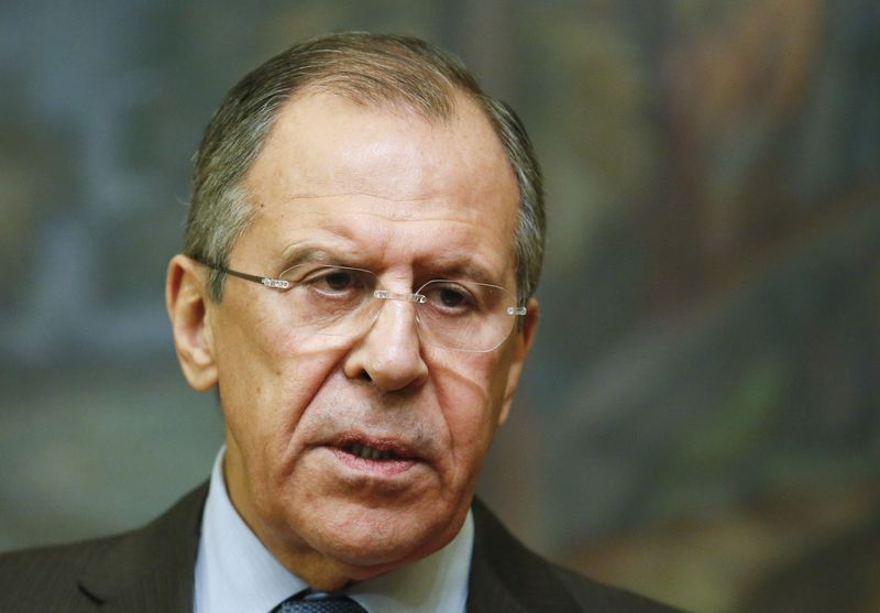 © Reuters. لافروف: روسيا ستواصل دعم سوريا لمحاربة "الإرهاب"