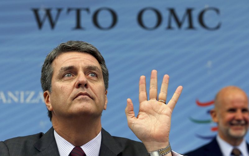 © Reuters. WTO Director-General Azevedo gestures before a special meeting of the General Council Preparatory Committee on Trade Facilitation in Geneva