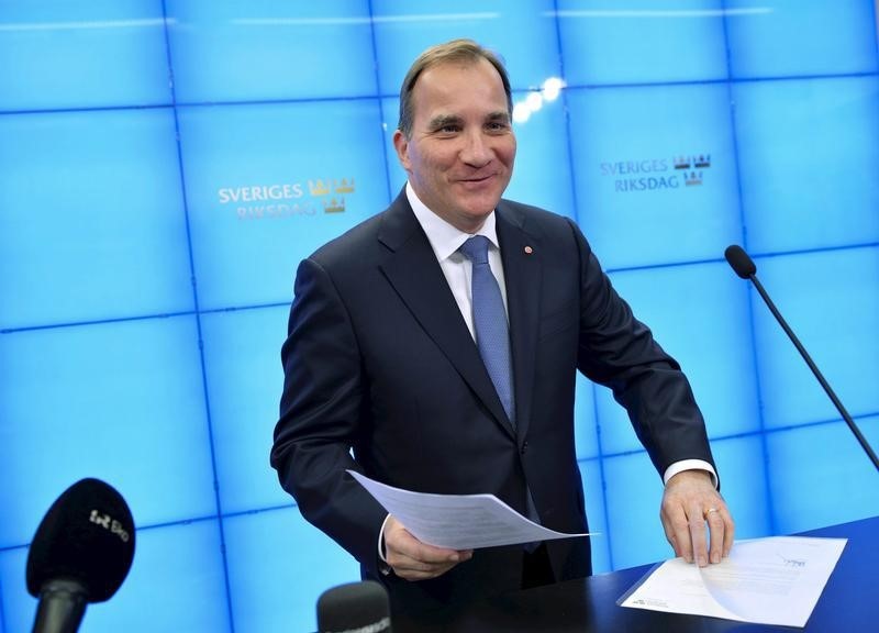 © Reuters. Social Democrat leader Lofven attends a news conference with the speaker of Swedish parliament Westerberg in Stockholm