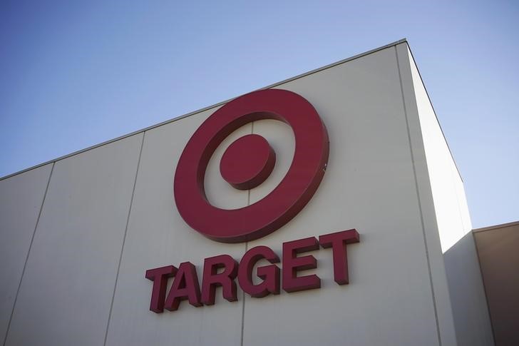 Target fails to end banks' lawsuit over data breach