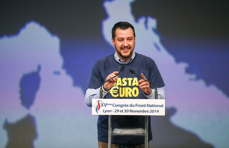 © Reuters. Salvini, a member of Italy's League of North, delivers a speech during the France's far-right National Front congress in Lyon