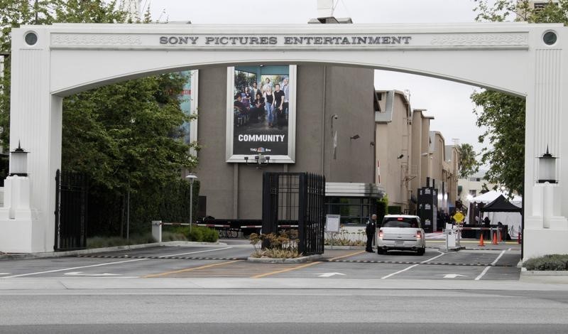 © Reuters. An entrance gate to Sony Pictures Entertainment at the Sony Pictures lot is pictured in Culver City