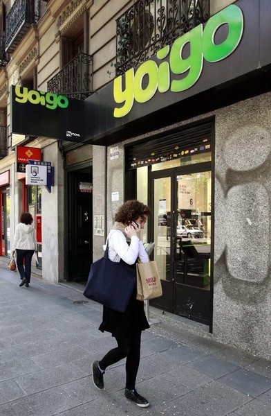 © Reuters. Yoigo aumenta esfuerzo comercial mientras espera nueva oferta de compra