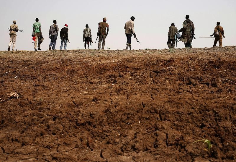 © Reuters. اندلاع القتال في جنوب السودان بعد انحسار الامطار
