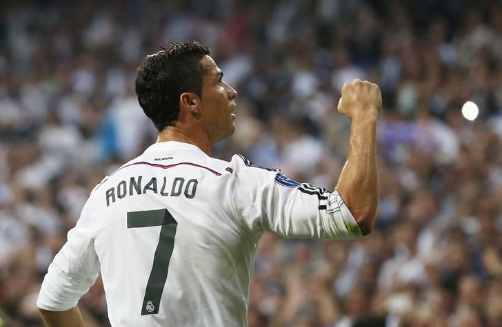 © Reuters. Estoy feliz en el Real Madrid, dice Cristiano Ronaldo