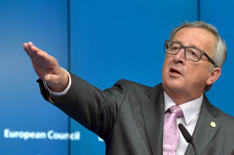 © Reuters. Juncker critica a Grecia por rechazar el paquete de reformas 