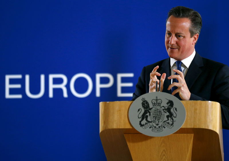 © Reuters. Primeiro-ministro britânico, David Cameron, durante entrevista coletiva em Bruxelas