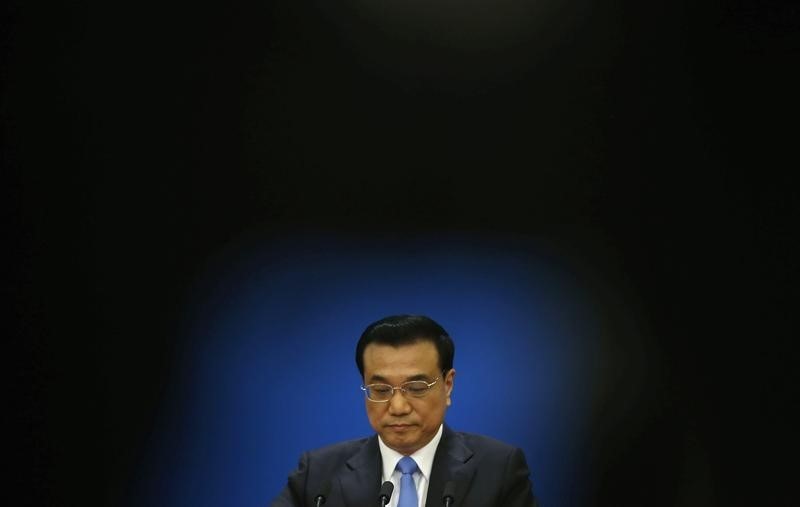 © Reuters. China's Premier Li is pictured during a news conference after the closing session of the National People's Congress (NPC), China's Parliament, at the Great Hall of the People, in Beijing