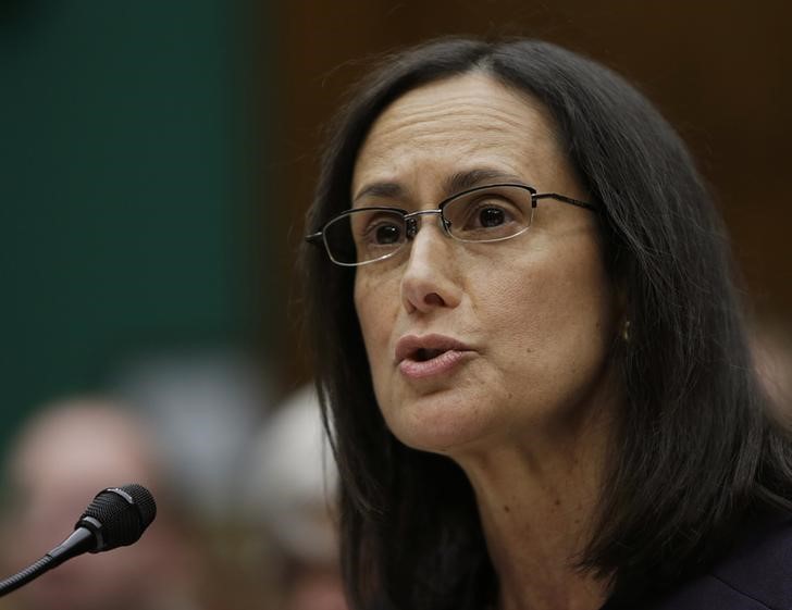 © Reuters. Attorney General for the State of Illinois  Madigan testifies before House Energy and Commerce Subcommittee on recent Target and Neiman Marcus data breaches in Washington